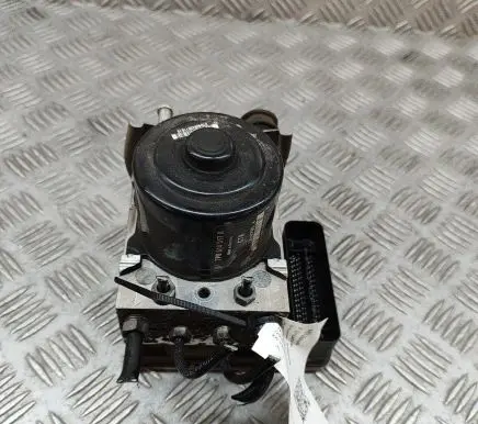 Volkswagen Touareg II ABS Pump 7P0907379K 7P0614517K