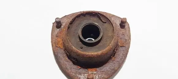 Mitsubishi Space Runner Coil spring mount mb573617