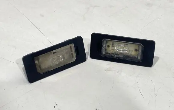 BMW 5 F10 F11 Number plate light 7193293 12082034