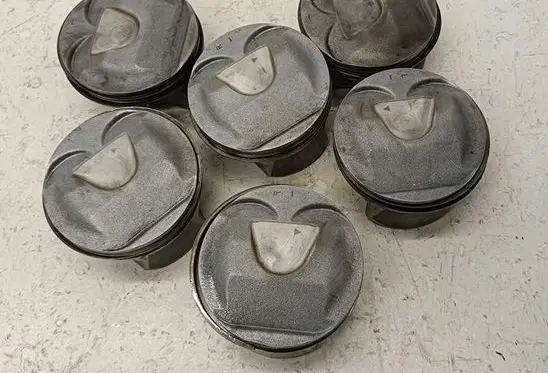 Cadillac XT5 Piston 