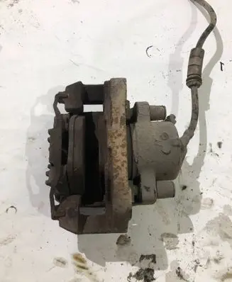 BMW 5 E60 E61 Front brake caliper 6024