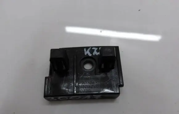 Tesla Model 3 Front bumper mounting bracket 113537600C