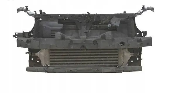 Nissan Qashqai Radiator support slam panel