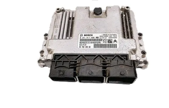 Citroen C4 I Engine control unit/module 9676830080