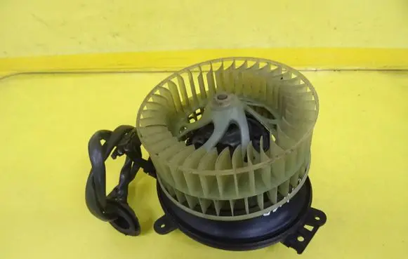 Mercedes-Benz E W124 Heater fan/blower 12254366Q