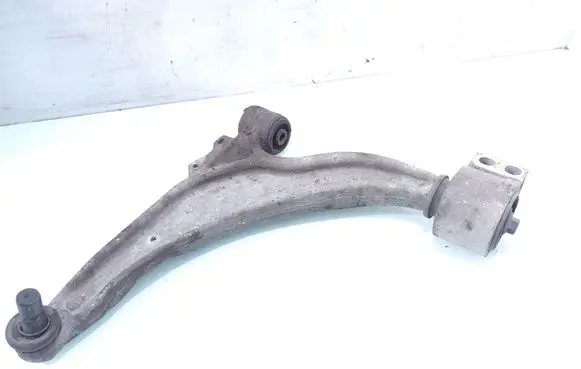 Front lower control arm/wishbone