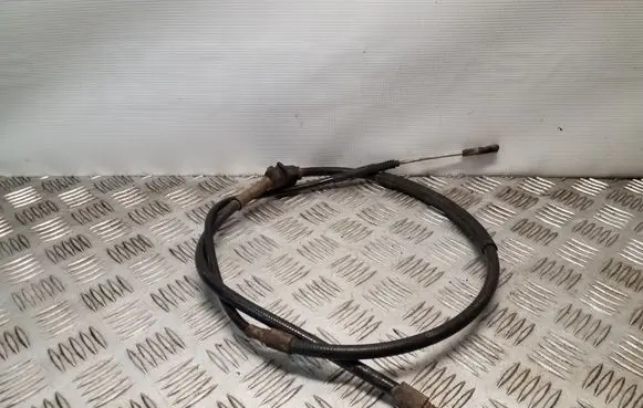 Handbrake/parking brake wiring cable