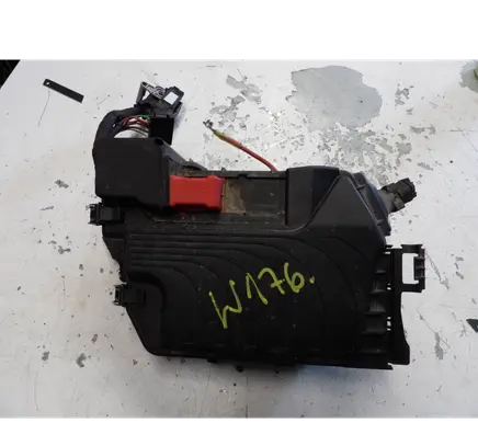 Mercedes-Benz A W176 Fuse box set