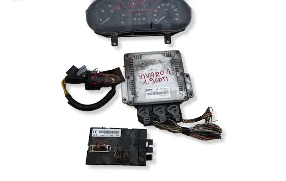 Opel Vivaro Engine control unit/module 8200051608