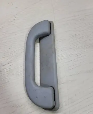 Mercedes-Benz Vito Viano W639 Front interior roof grab handle A6398150036