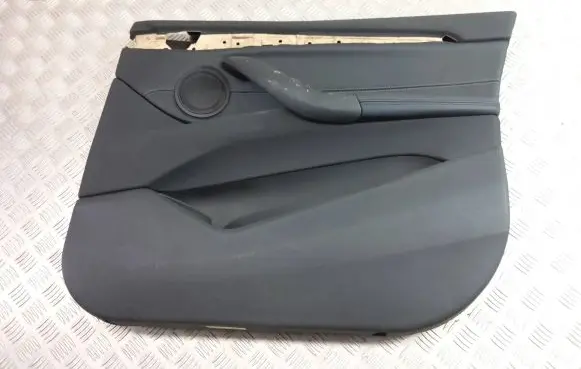 BMW X1 F48 F49 Front door card panel trim