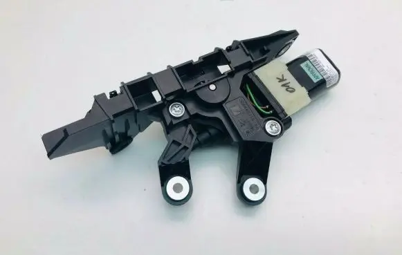 Audi A5 8T 8F Seat belt adjustment motor 8F0857760