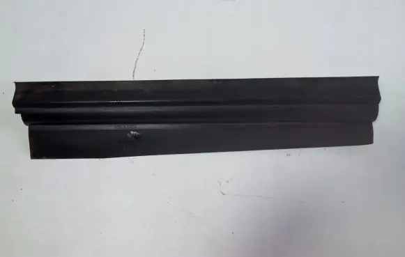 Ford Mustang VI Radiator trim FR3B8103AC