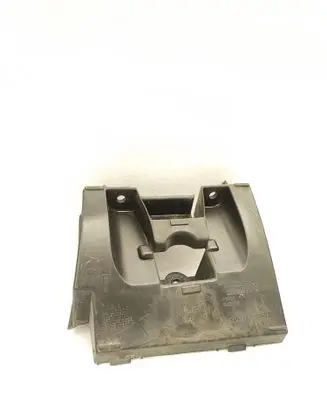 Volvo XC60 Fender mounting bracket 32216698