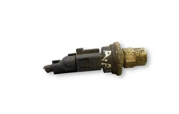 Air conditioning (A/C) pressure sensor