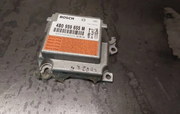 Audi A6 S6 C5 4B Airbag control unit/module 4B0959655M 0285001432