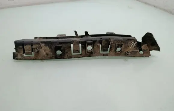 Citroen C5 Front bumper mounting bracket 9681058980