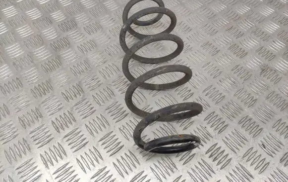 Toyota Yaris Rear coil spring