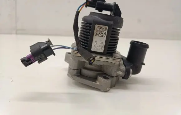 Audi Q5 SQ5 EGR valve 06L131097B