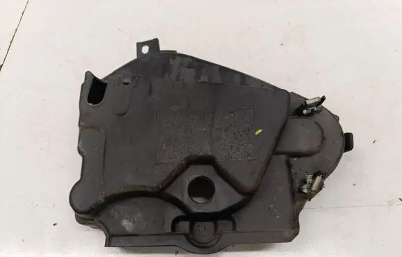 Dacia Duster II Timing belt guard (cover) 135632713R