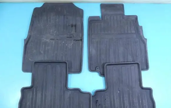 Honda CR-V Front floor mat 08P13-SWW-6010-A1 IMPRK1298581