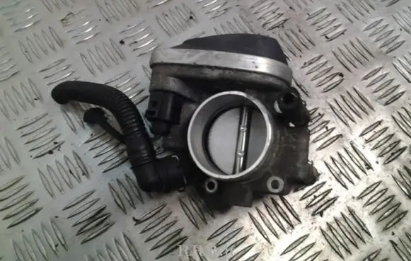 Opel Vectra C Electric throttle body valve 55353801