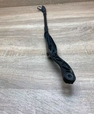 Mercedes-Benz E W211 Front wiper blade arm A2118201144