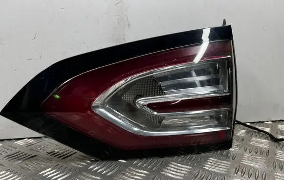 Ford Galaxy Tailgate rear/tail lights EM2B13A602AH EM2B13A602