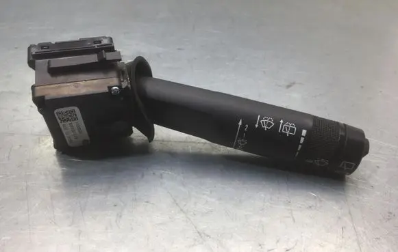 Opel Insignia A Wiper control stalk 13305522