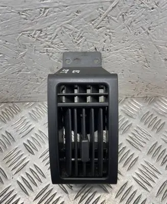 Jeep Grand Cherokee (WJ) Dashboard side air vent grill/cover trim 5GZ131AZAB SAE12050