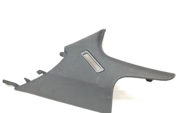 Mercedes-Benz C W204 (C) pillar trim A2046900626
