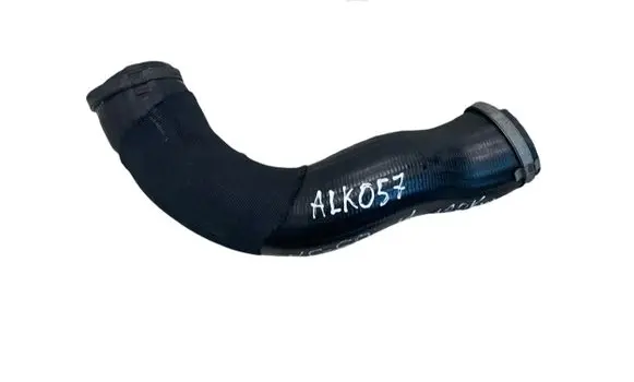 Volvo XC60 Intercooler hose/pipe 31293511
