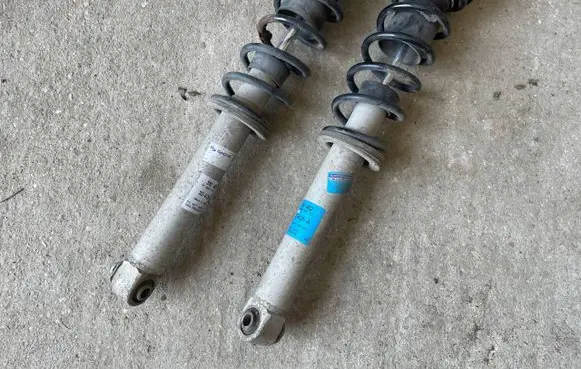 BMW 5 E60 E61 Rear shock absorber with coil spring 310462