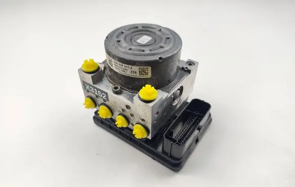 Skoda Octavia Mk3 (5E) ABS Pump 5Q0614517J 5Q0907379K 10022002464