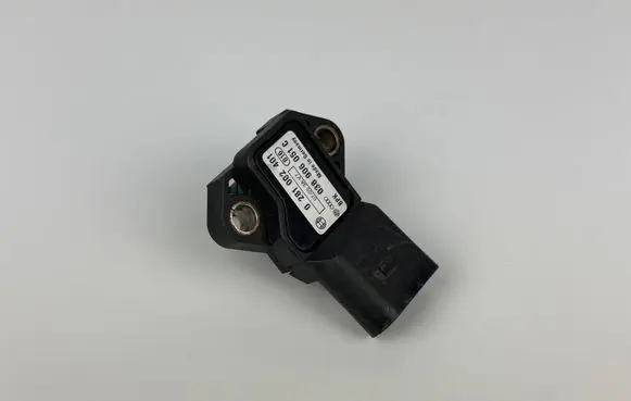 Audi A3 S3 8P Air pressure sensor 038906051C 0281002401 07053AV7
