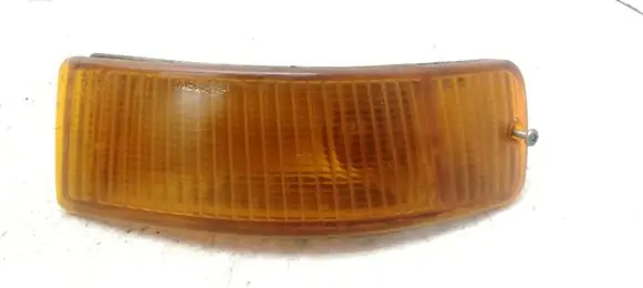 Audi Coupe Front indicator light 8A0953050