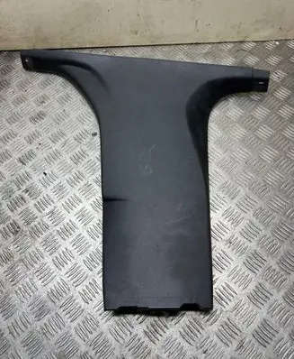 Volvo V40 (B) pillar trim (bottom) 31102351
