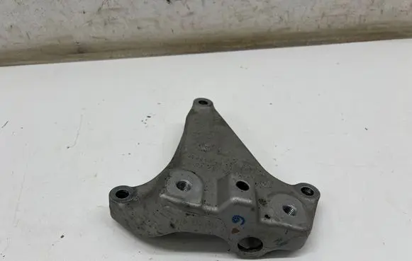 Volkswagen T-Cross Gearbox mounting bracket 5Q0199117C