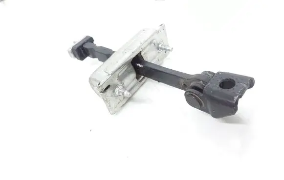 Opel Corsa E Rear door check strap stopper 13181961