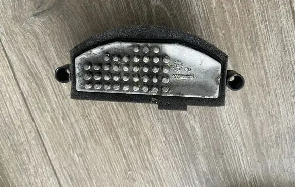 Mercedes-Benz GLA W156 X156 Heater blower motor/fan resistor A22290603