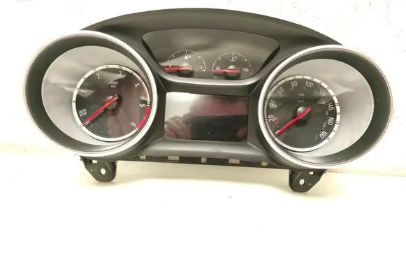 Opel Insignia B Speedometer (instrument cluster) 39113829