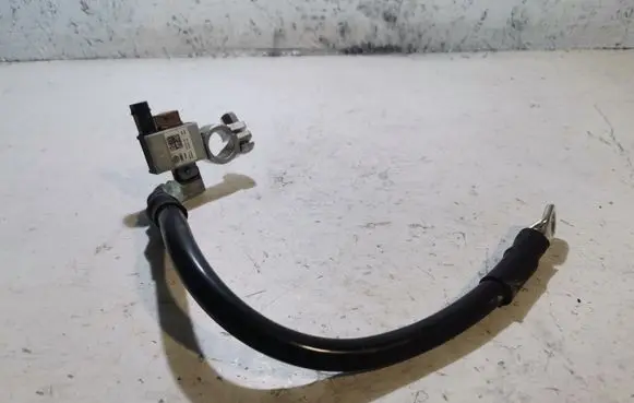 Audi A4 S4 B8 8K Negative earth cable (battery) 8T0915181