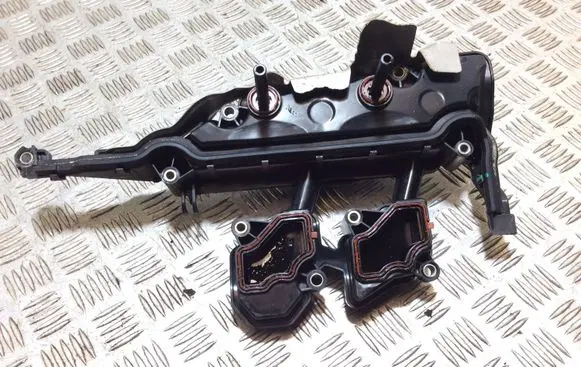 Renault Laguna III Intake manifold 8200673395