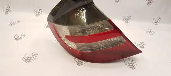 Mercedes-Benz C W203 Rear/tail lights A2038201077