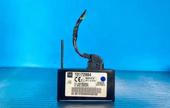 Opel Signum Tire pressure sensor 13172984