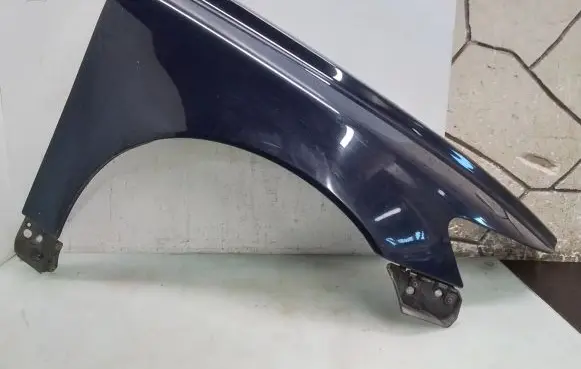 Volvo V50 Fender