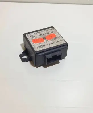 Audi TT Mk1 Light module LCM 4B0907357 5LA00784500 180200