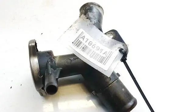 Toyota Yaris Engine coolant pipe/hose