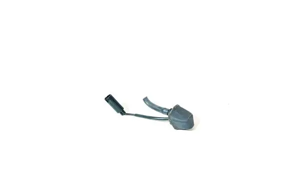Windshield washer spray nozzle