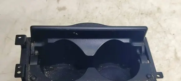 Mitsubishi Lancer VIII Cup holder front 